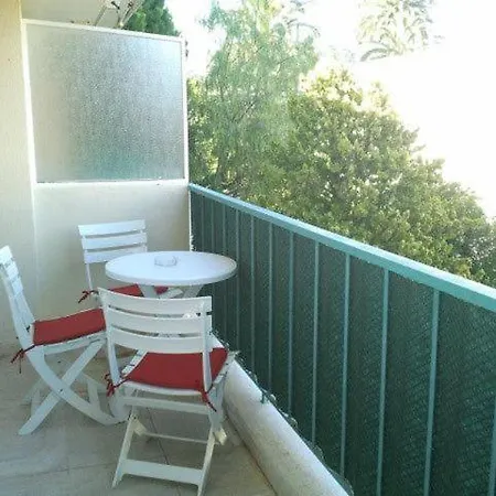 Апартаменты Petit Saint Croisette *